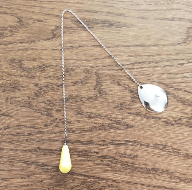 Pendule "goutte" - jaune