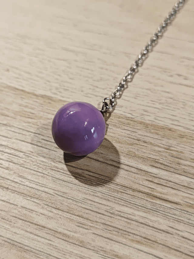 Pendule boule - violet