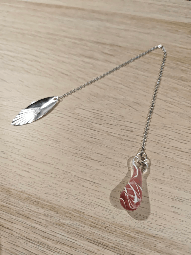 Pendule en verre - Rose pâle 