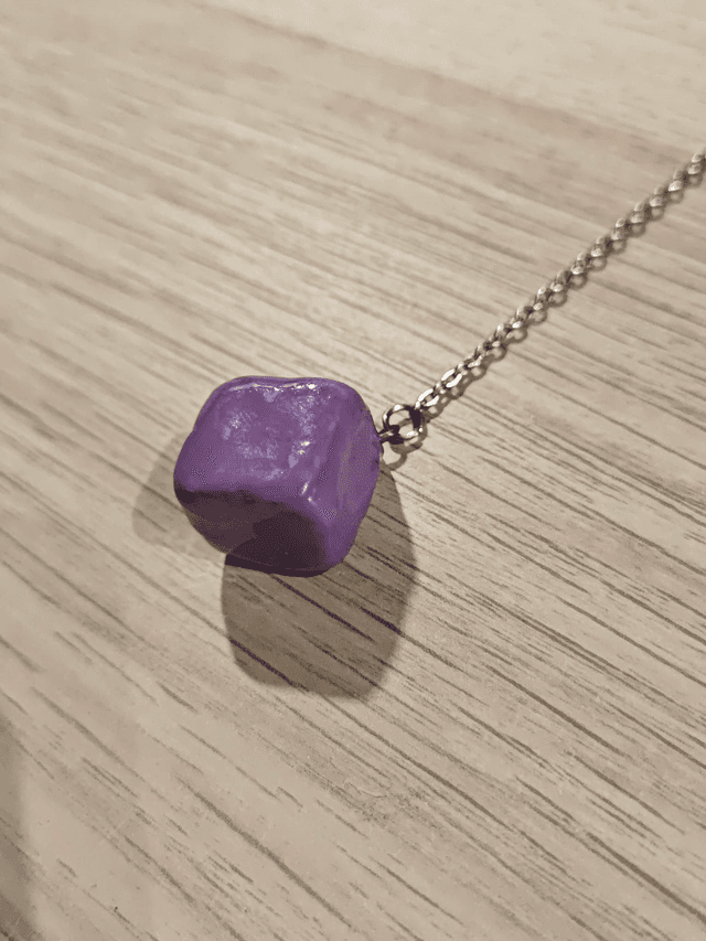 Pendule cube - violet 